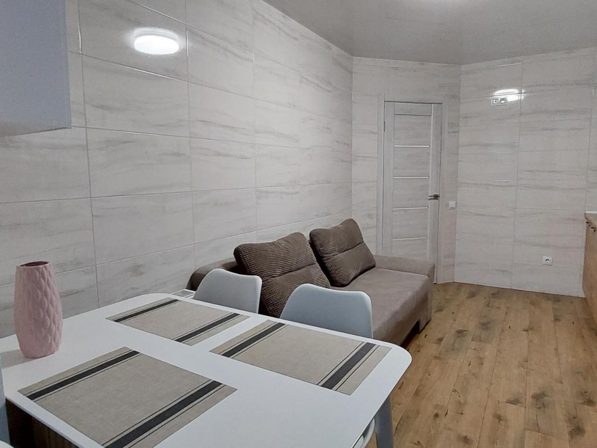 Яровиця З Кондиціонером,Центр Lutsk Ngoại thất bức ảnh